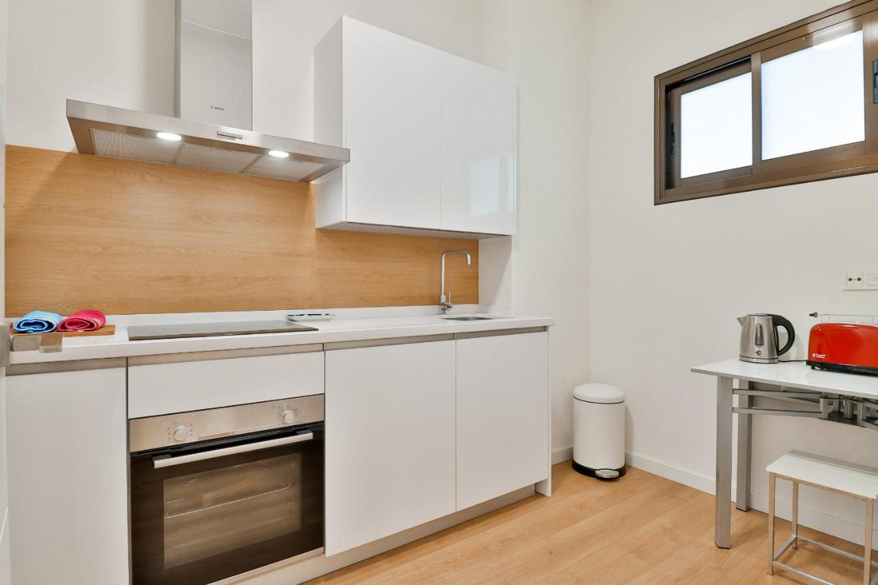C74 - Marvelous 3 Bedroom Apartment In Historical มาลากา ภายนอก รูปภาพ