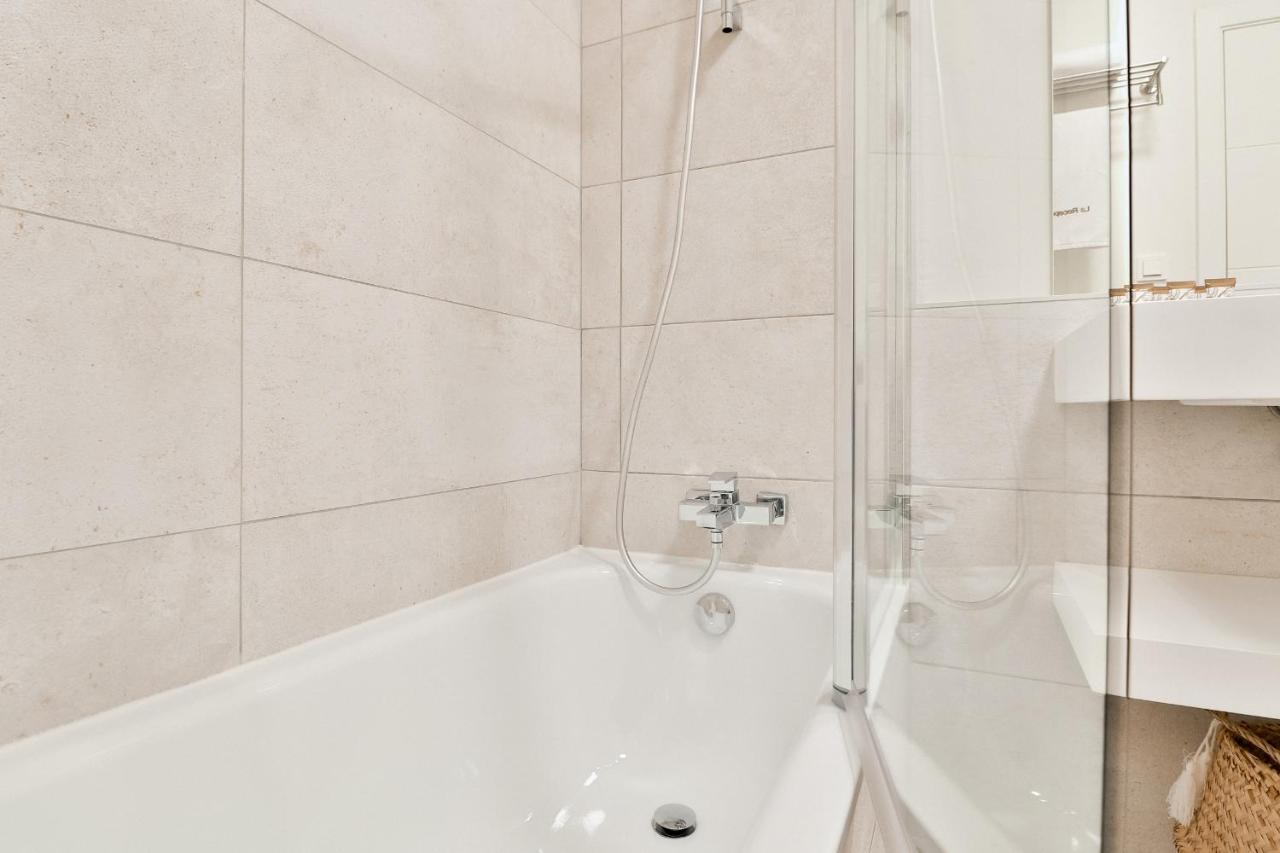 C74 - Marvelous 3 Bedroom Apartment In Historical มาลากา ภายนอก รูปภาพ
